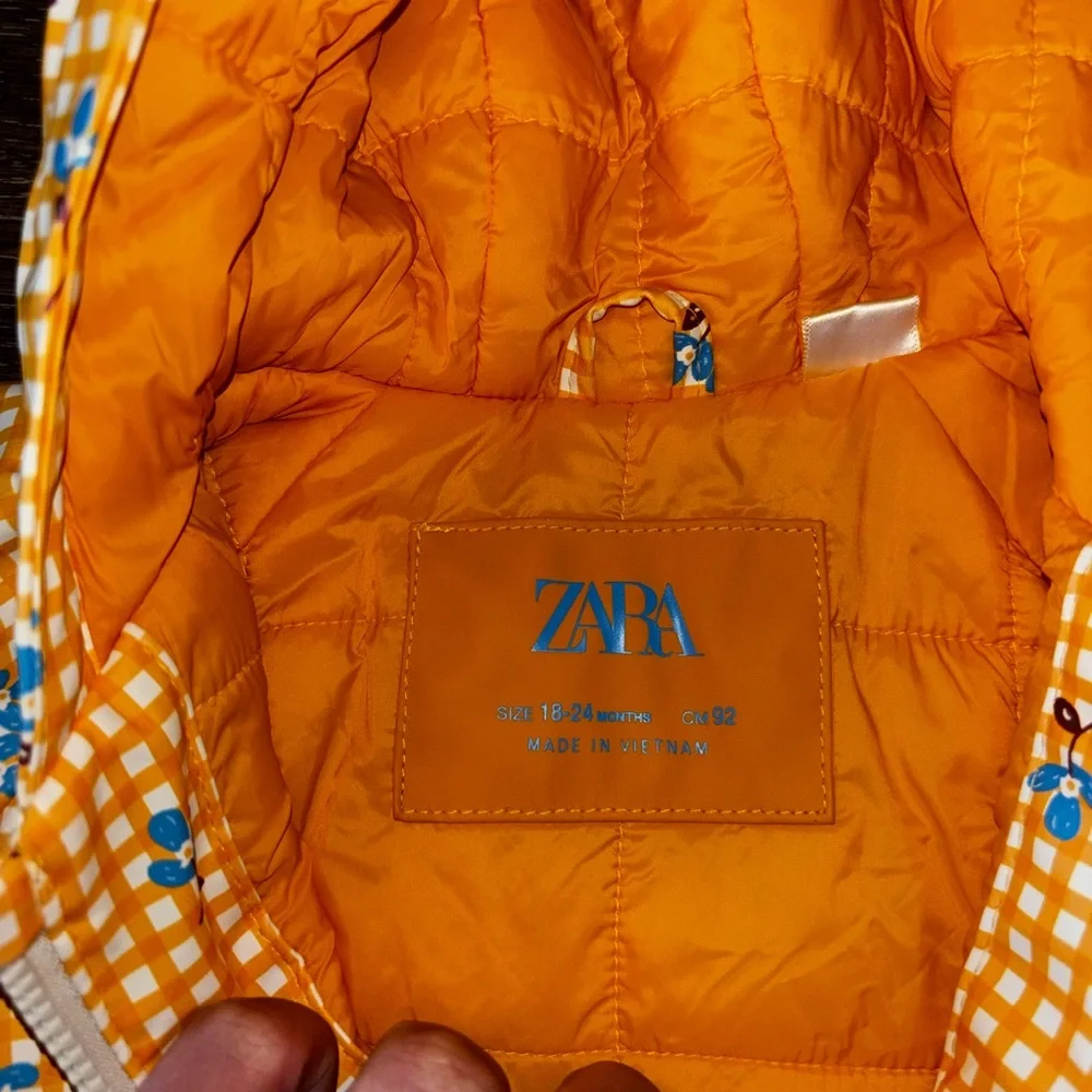 Zara Rainjscket Yellow Gingham Hooded Kids' Jacket with Blue Flower Print